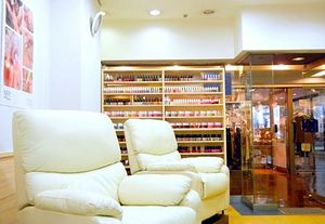 赤坂ネイルプラス　サロン内風景